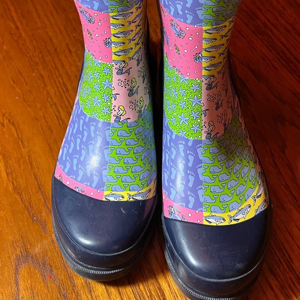Vineyard vines rain boots size 7